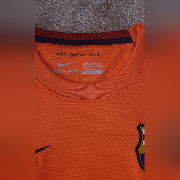 FC Barcelona Long Sleeve Soccer Jersey 2012-13 Orange and Yellow Nike Rare - Picture 5 of 10